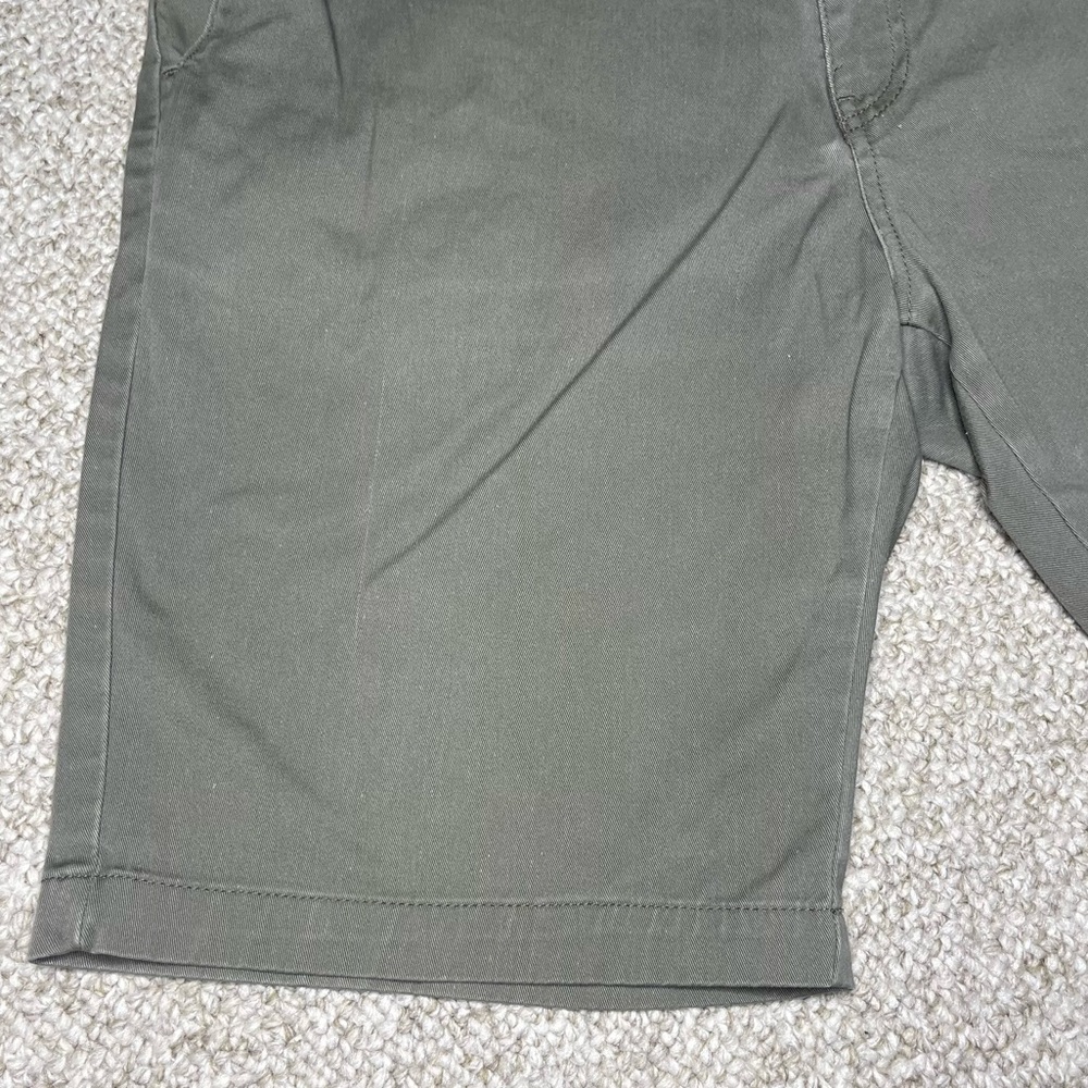 Volcom shorts - Picture 6 of 10